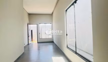 Casa residencial disponível para venda no bairro Shopping Park em Uberlândia-MG.
