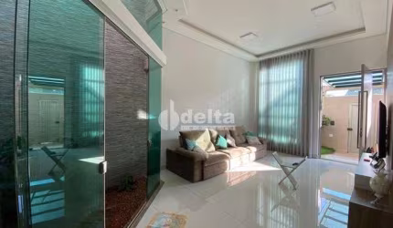 Casa residencial disponível para venda no bairro Jardim Inconfidência em Uberlândia-MG