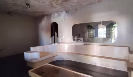 Casa disponível para venda no bairro Osvaldo Resende em Uberlândia-MG