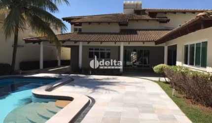 Casa residencial disponível para locação no bairro Cidade Jardim em Uberlândia-MG