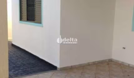 Casa disponível para venda no bairro Santa Mônica em Uberlândia MG