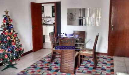 VENDE OU ALUGA - PONTA DA PRAIA - ANDAR ALTO - ´BEM LOCALIZADO