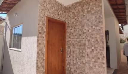 Casa geminada para venda em Esmeraldas, bairro São Pedro