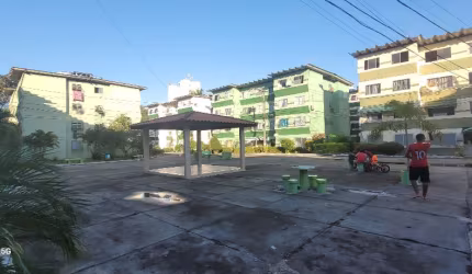 Paralela  condomínio flamboiants  2/4 valor  215.000,00