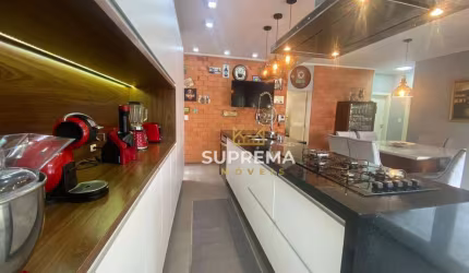 Casa com 3 dormitórios à venda, 194 m² por R$ 899.000,00 - Floresta - Joinville/SC