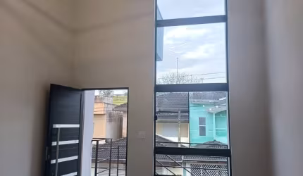 Casa Sobrado 3 dormitórios ( 1 suíte), 2 vagas, Vila Branca Jacareí.