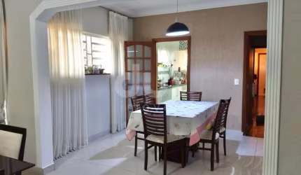 Casa com 3 quartos à venda na Rua Hermano Ribeiro da Silva, 442, Jardim Eulina, Campinas, 347 m2 por R$ 1.325.000