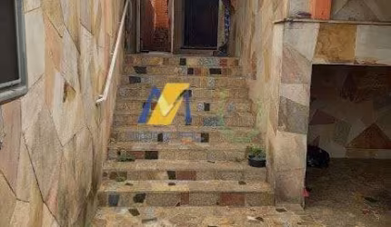 Casa com 2 quartos à venda na Rua Ana Neri, Vila Metalúrgica, Santo André, 177 m2 por R$ 530.000