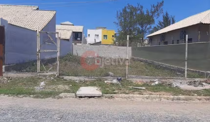 Terreno à venda com 392 m² no bairro do foguete em cabo frio.