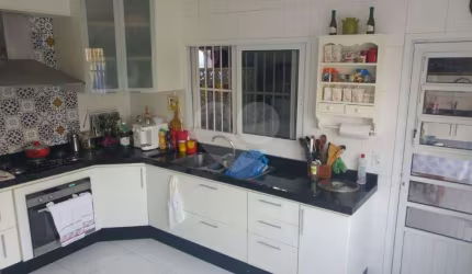 Casa com 4 quartos à venda na Praça Cristo Redentor, 99, Km 18, Osasco, 268 m2 por R$ 1.100.000