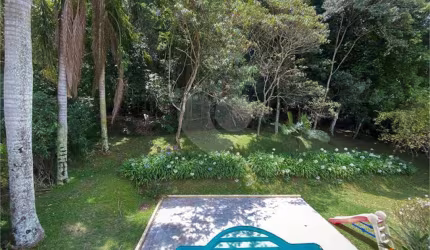 Casa em condomínio fechado com 3 quartos à venda na Rua Arapanés, 5, Aldeia da Fazendinha, Carapicuíba, 398 m2 por R$ 2.300.000