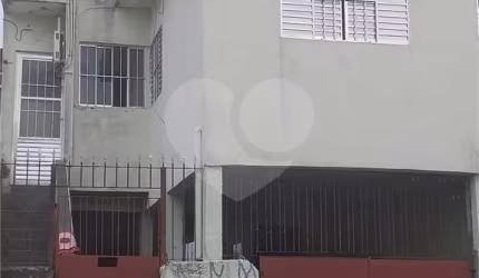 Casa com 3 quartos à venda na Rua Alexandre Baptistone, 690, Km 18, Osasco, 179 m2 por R$ 600.000