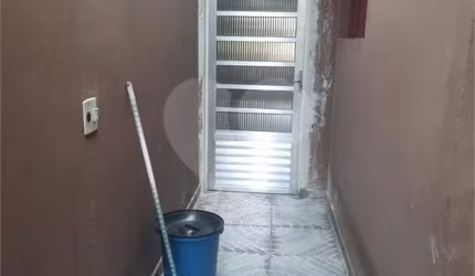 Casa com 3 quartos à venda na Rua Eduardo Dias, 10, Jardim Roberto, Osasco, 136 m2 por R$ 600.000