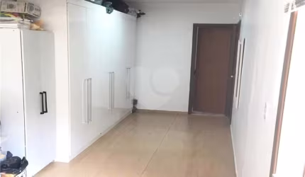 Casa com 3 quartos à venda na Rua Domênico Maggion, 200, Vila Yolanda, Osasco, 181 m2 por R$ 630.000