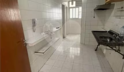 Apartamento com 3 quartos à venda na Rua Galvão Bueno, 499, Liberdade, São Paulo, 81 m2 por R$ 765.000