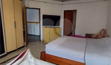 Casa com 4 quartos à venda na Rua Iberê Gomes Grosso, 55, Jardim Nossa Senhora do Carmo, São Paulo, 303 m2 por R$ 1.500.000