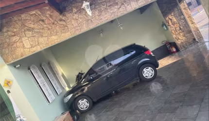 Casa com 3 quartos à venda na Rua Guaraitá, 619, Vila Curuçá, São Paulo, 240 m2 por R$ 1.300.000
