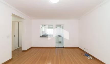 Apartamento com 68 m², 3 quartos sendo 1 suíte para alugar no bairro Novo Mundo.