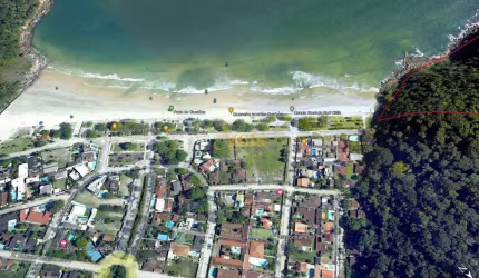 Terreno frente praia Guaiúba, 740m²