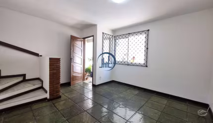 Casa Duplex em Village - 2 Quartos, 2 vagas de garagem-Piatã