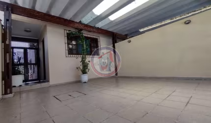 Sobrado com 2 dorms, Agenor de Campos, Mongaguá - R$ 375 mil, Cod: 159444