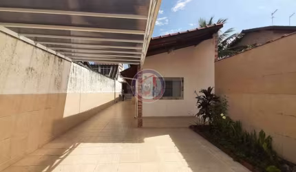 Casa com 2 quartos, Itaguaí, Mongaguá - R$ 365 mil, Cod: 686-13
