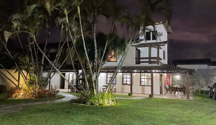 Casa com 4 dormitórios à venda, 204 m² por R$ 1.350.000,00 - Recreio - Rio das Ostras/RJ