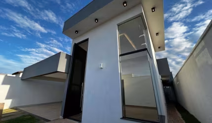 Casa com 3 quartos à venda no Jardim Karaíba, Uberlândia  por R$ 1.370.000