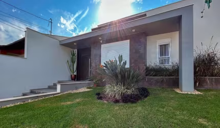 Casa Alto Padrão 2 Dormitórios na Itoupava Norte!
