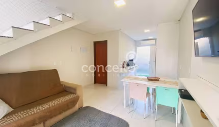 Sobrado Mobiliado 2 Dormitórios na Água Verde!