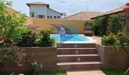 COD 1150 - VENDA - Casa com 3 Quartos com Piscina e Churrasqueira, Ogiva- Cabo Frio