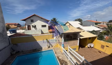 COD 1628- VENDA- CASA DUPLEX com Piscina, Foguete- Cabo Frio