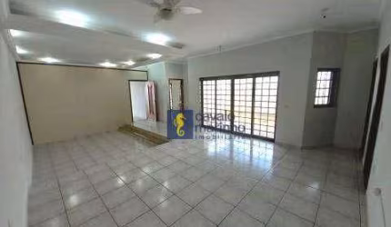 Casa com 3 dormitórios à venda, 190 m² por R$ 640.000 - Jardim Califórnia - Ribeirão Preto/SP