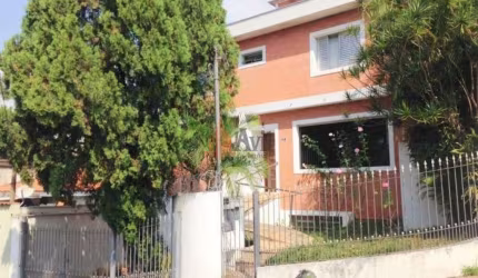 Sobrado na Água Rasa com 141m² a Venda