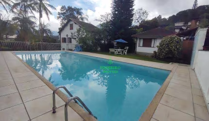 Casa, 318 m² - venda por R$ 3.000.000,00 ou aluguel por R$ 15.557,50/mês - Bom Retiro - Teresópolis/RJ