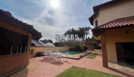 CASA À VENDA COM EDÍCULA NO CONDOMÍNIO PARQUE SÃO GABRIEL - ITATIBA! 1.000 M2 DE TERRENO, 5 DORMITÓRIOS, PISCINA, CHURRASQUEIRA E CAMPO DE FUTEBOL