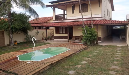 Casa com piscina e 9 quartos para venda-Jaconé