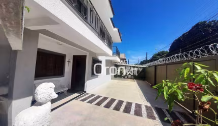 Sobrado à venda, 270 m² por R$ 1.250.000,00 - Jardim América - Goiânia/GO