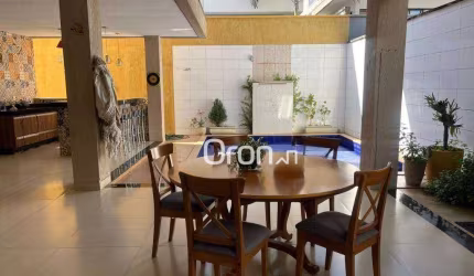 Sobrado à venda, 385 m² por R$ 1.550.000,00 - Morada do Lago - Trindade/GO