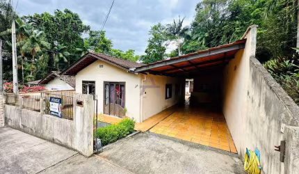 Excelente Casa à Venda no Loteamento Champs Elysées – Velha