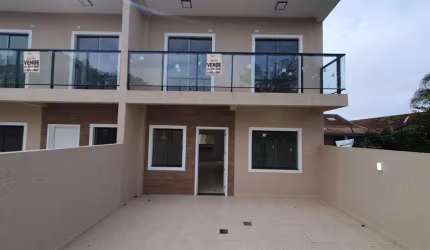 Sobrado com 4 dormitórios à venda, 133 m² por R$ 620.000 - Itapema do Sai - Itapoá/SC