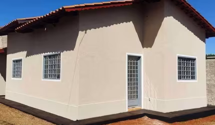 Casa à venda com 2 quartos em Santo Antônio de Goiás de 80,00 m²