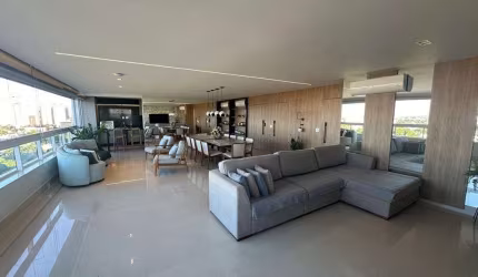Apartamento à venda sendo 3 suítes de 218,00 m²  no Setor Marista.
