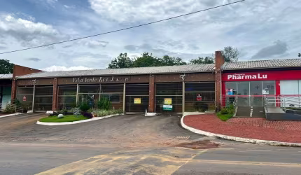 Casa em condomínio  4 quartos, 2 suíte, 4 banheiros