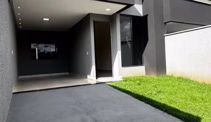 Casa à Venda com 3 quartos, sendo 1 suíte, 135 m² no Parque das Flores - Goiânia
