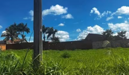 Lote à venda de 360,00m² no Residencial Vieira em Trindade - GO.