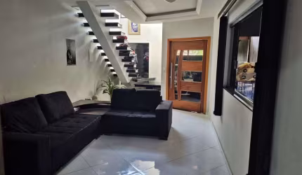 Sobrado com 3 quartos à venda, Jardim Garcez, Taubaté