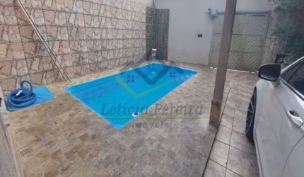 Casa com 2 dormitórios à venda, 232 m² por R$ 750.000,00 - Vila Costa - Suzano/SP