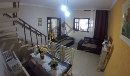 Sobrado com 3 dormitórios à venda, 160 m² por R$ 420.000,00 - Parque Maria Helena - Suzano/SP