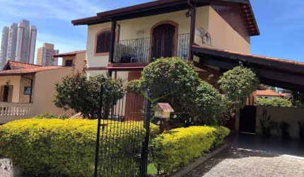 Sobrado com 4 dormitórios à venda, 300 m² por R$ 945.000,00 - Parque Santana - Mogi das Cruzes/SP